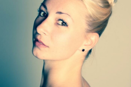 Becca Haw colour Headshot